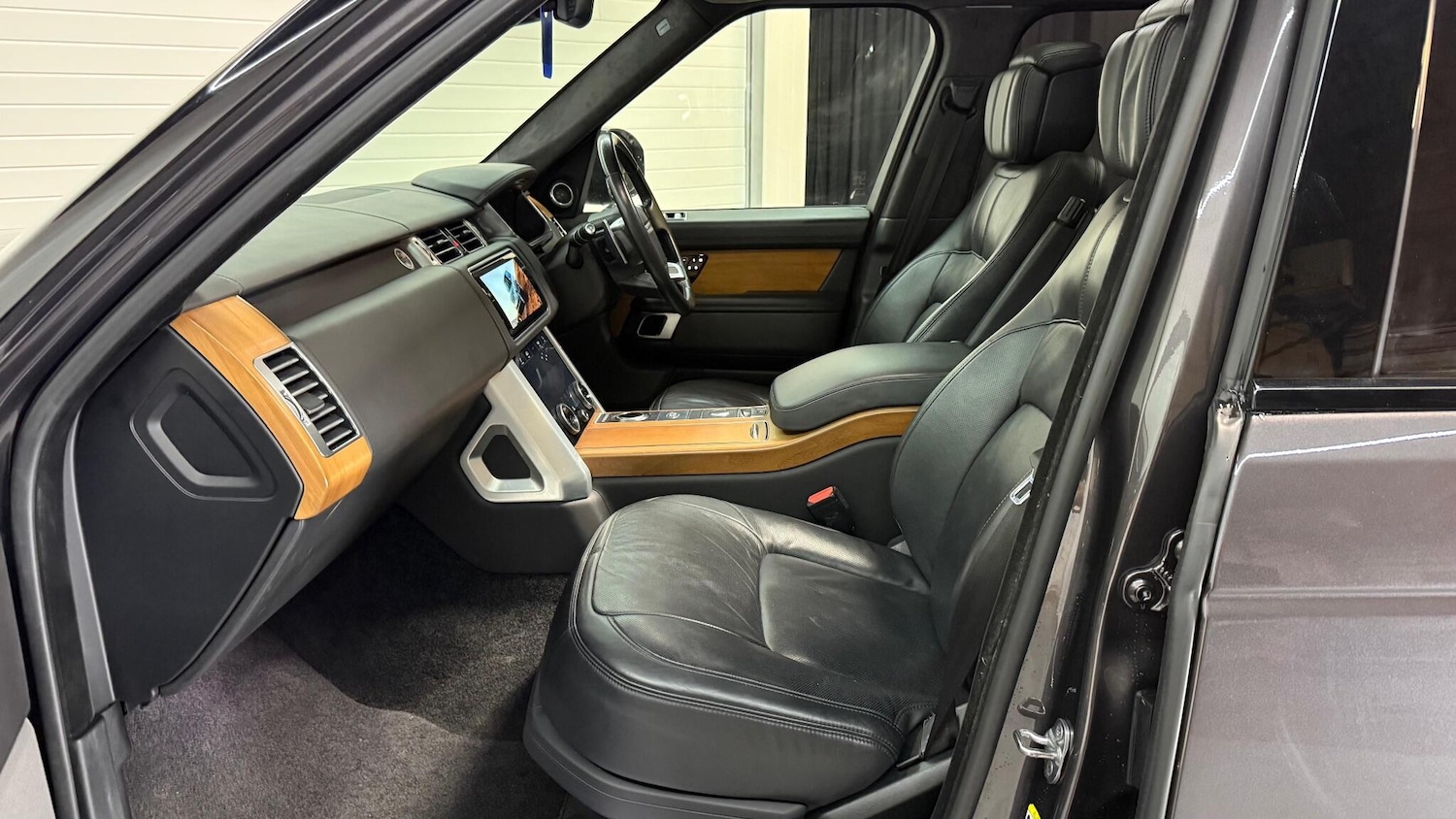 Used Land Rover Range Rover for sale - 77215129: Photo 31