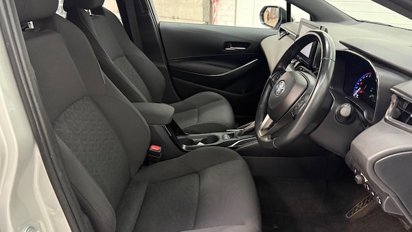 Used Toyota Corolla 2022 for sale - 75508180: Photo 50