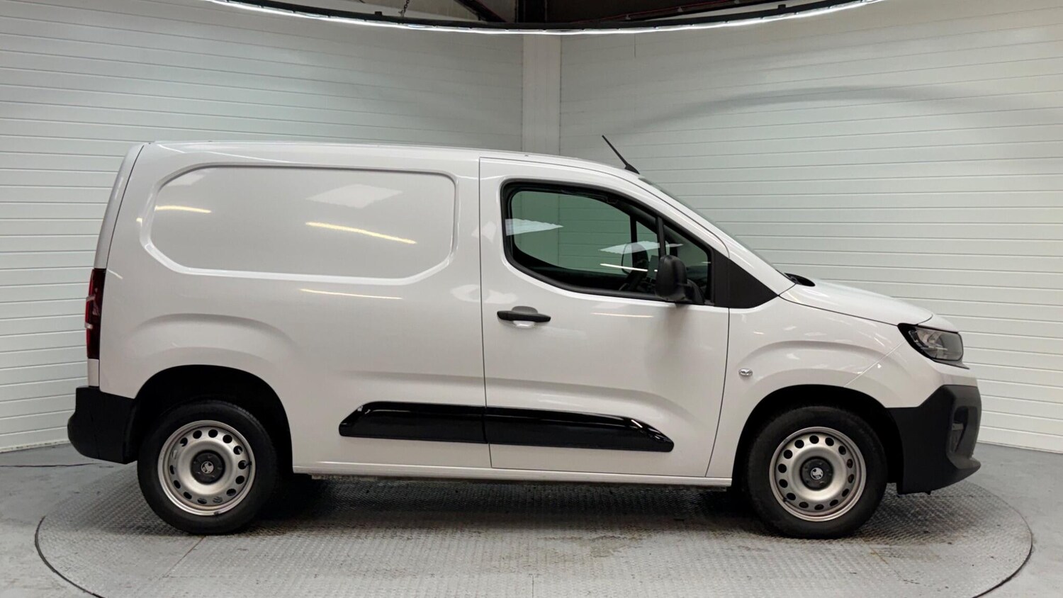 Used Vauxhall Combo for sale - 77737128: Photo 11