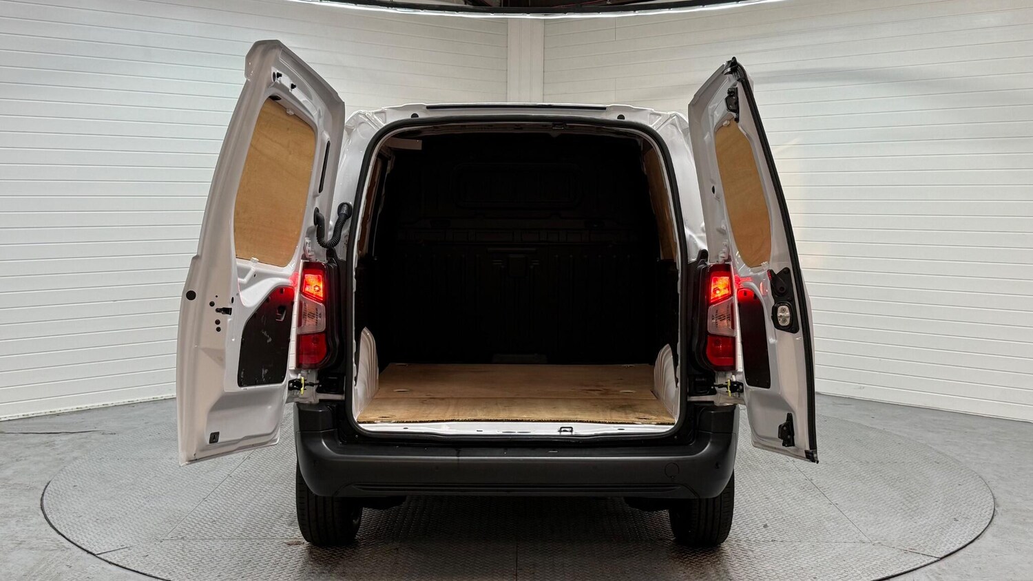 Used Vauxhall Combo for sale - 77737128: Photo 9