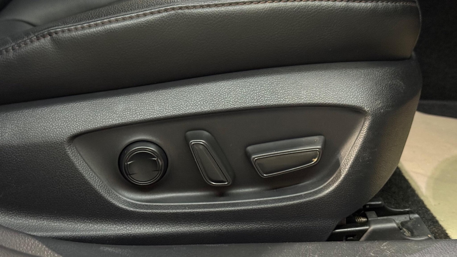 Used Toyota Camry 2021 for sale - 77015407: Photo 25