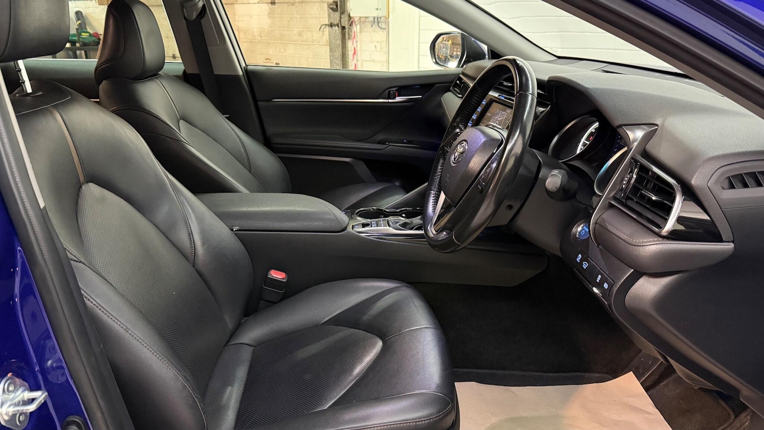 Used Toyota Camry 2021 for sale - 77015407: Photo 26