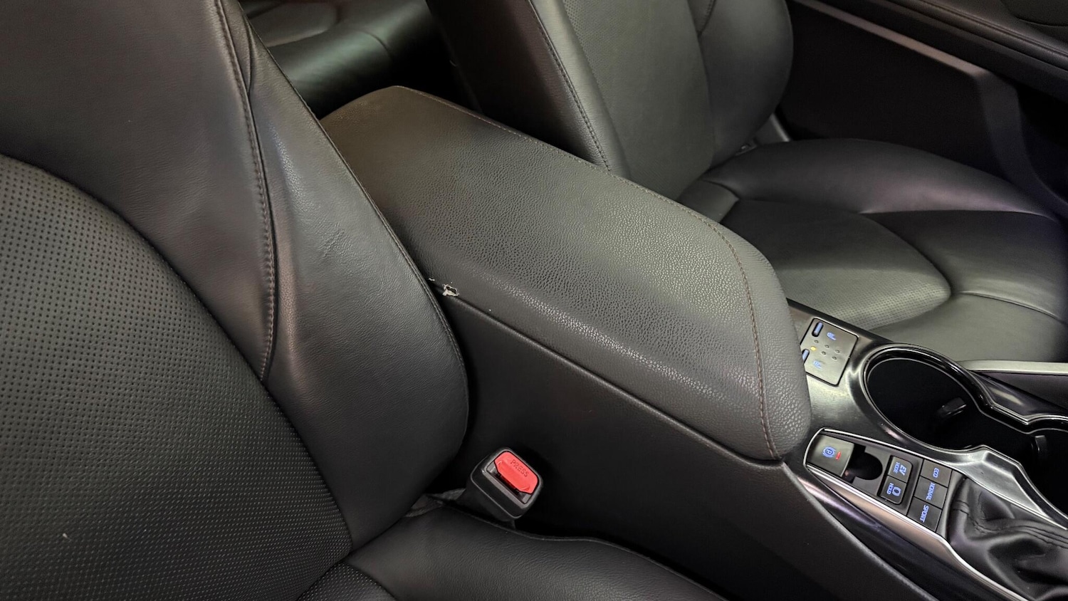 Used Toyota Camry 2021 for sale - 77015407: Photo 37