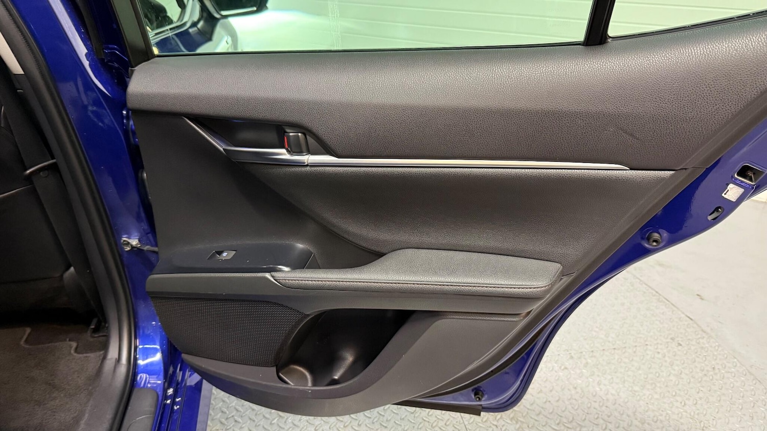 Used Toyota Camry 2021 for sale - 77015407: Photo 41