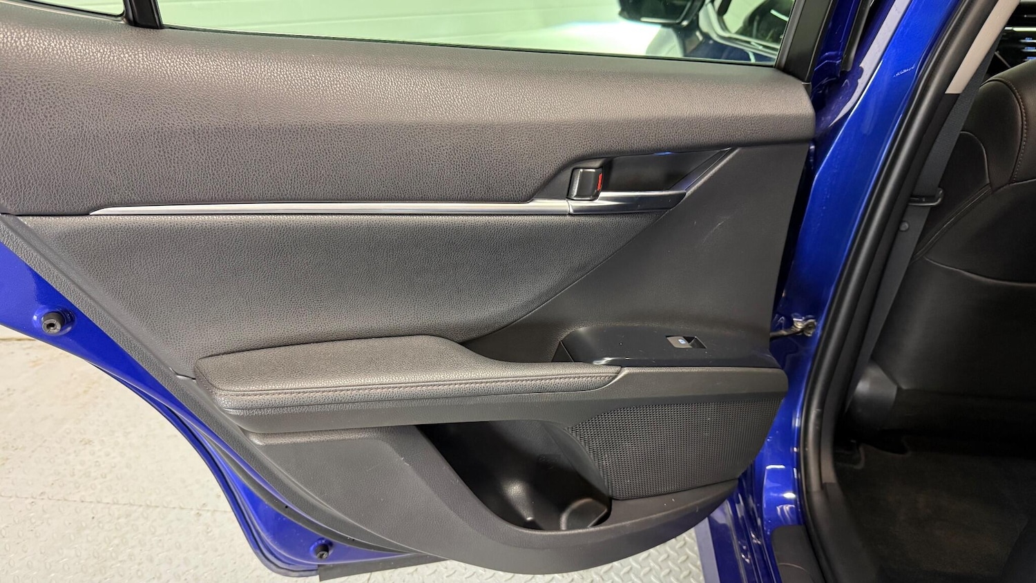 Used Toyota Camry 2021 for sale - 77015407: Photo 44