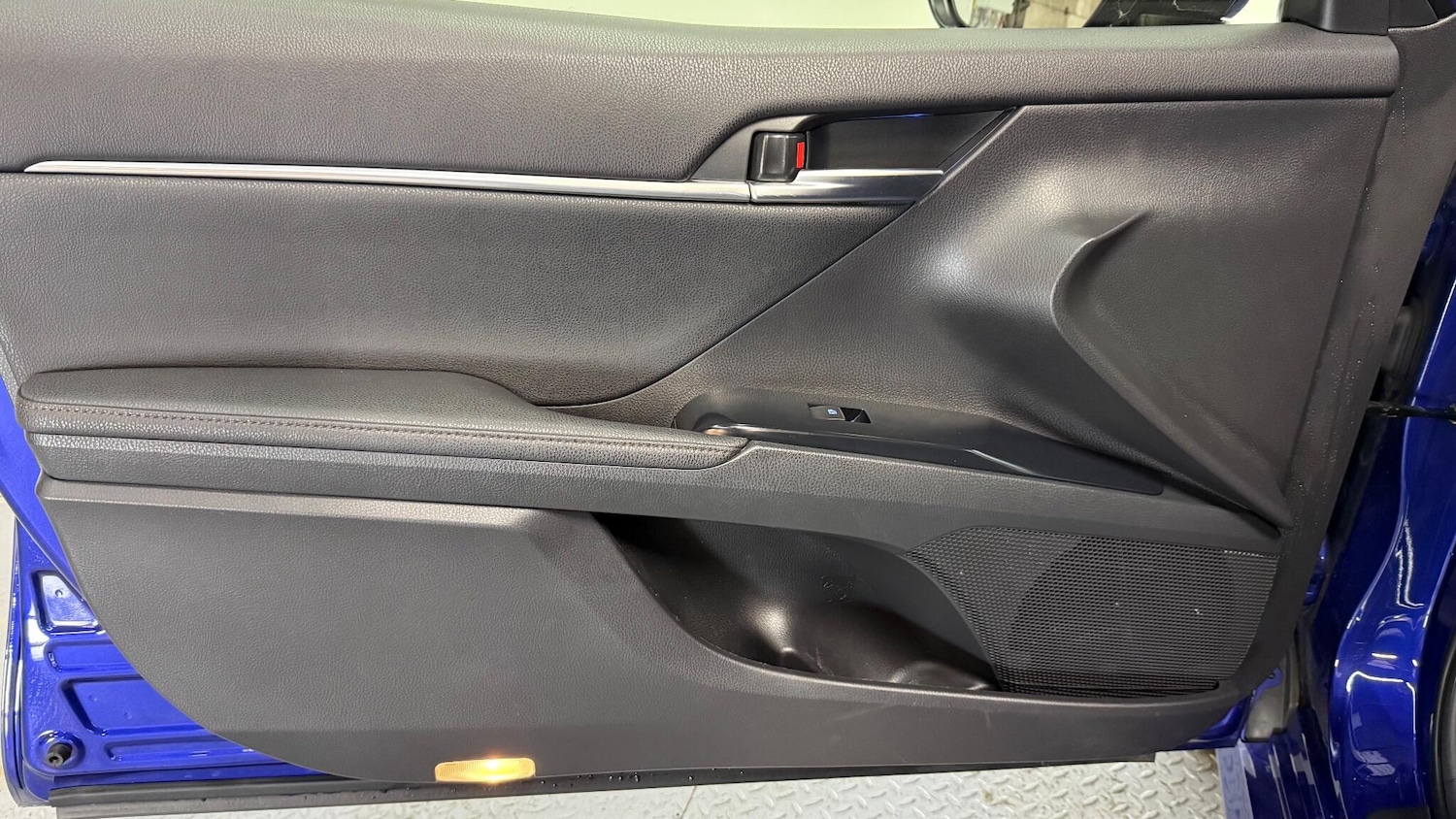 Used Toyota Camry 2021 for sale - 77015407: Photo 51