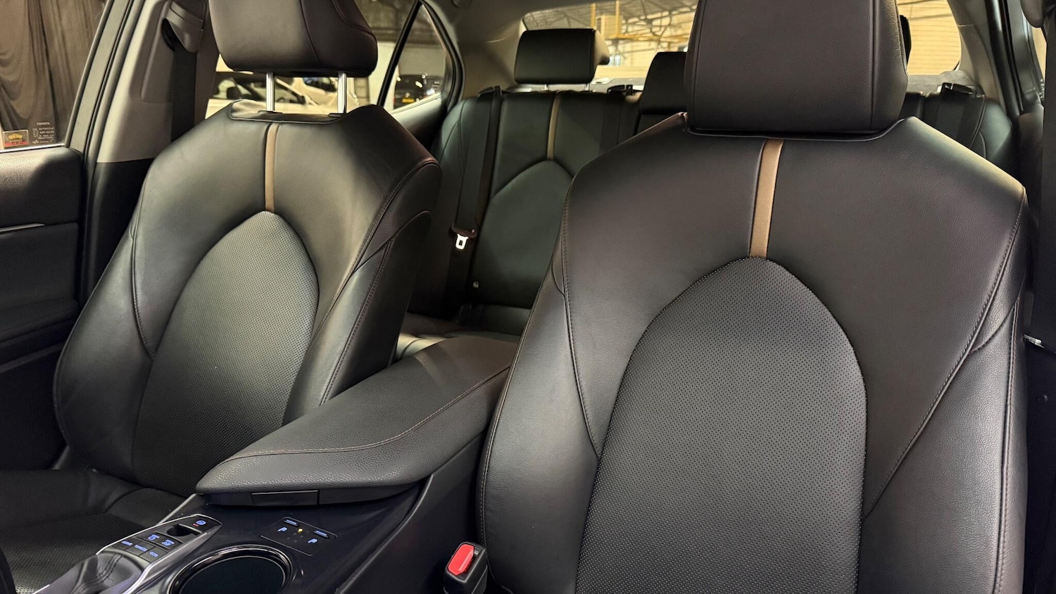 Used Toyota Camry 2021 for sale - 77015407: Photo 52