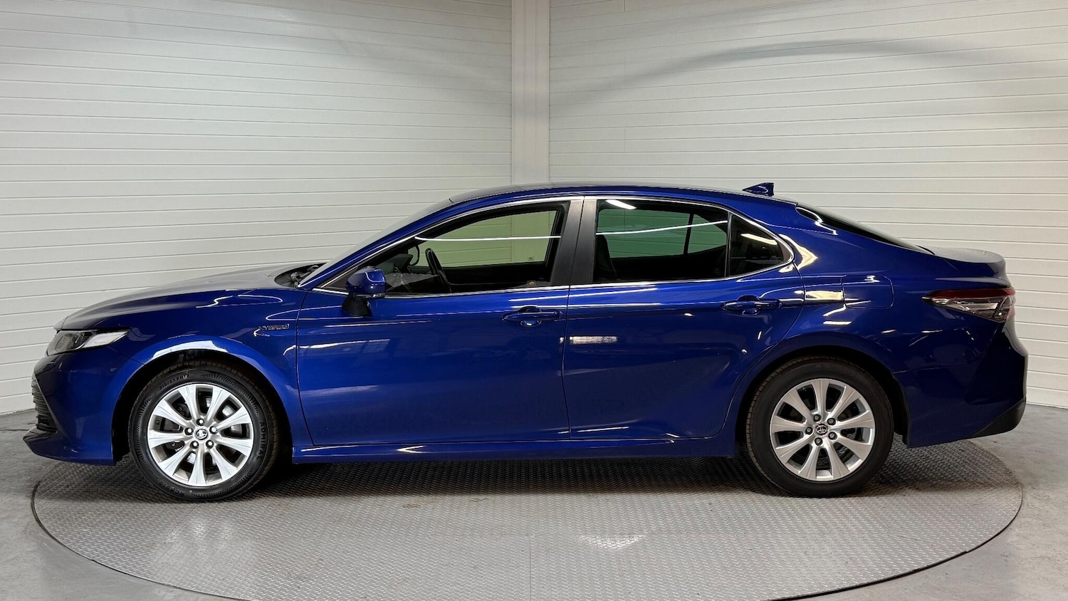 Used Toyota Camry 2021 for sale - 77015407: Photo 6