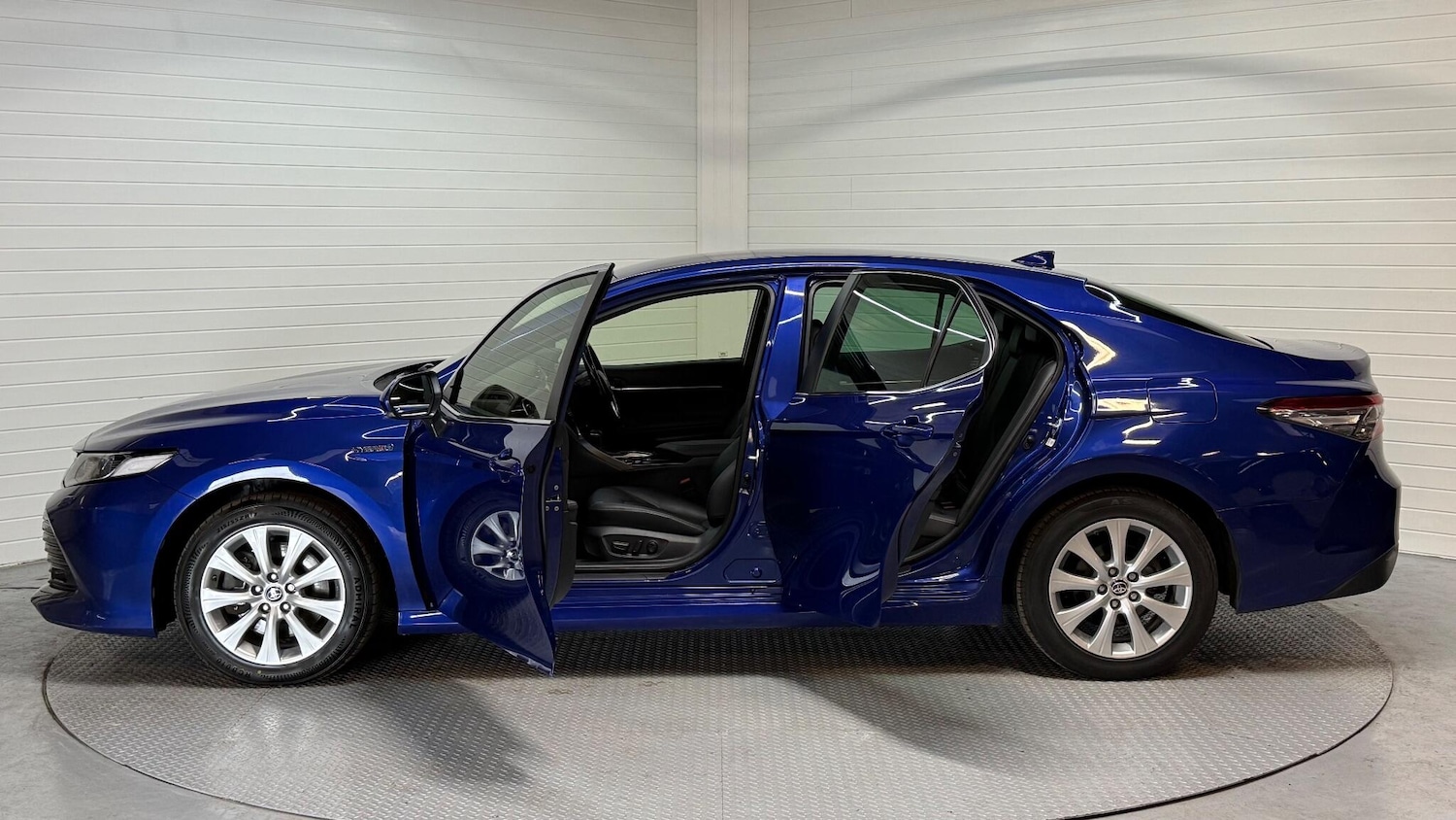 Used Toyota Camry 2021 for sale - 77015407: Photo 7