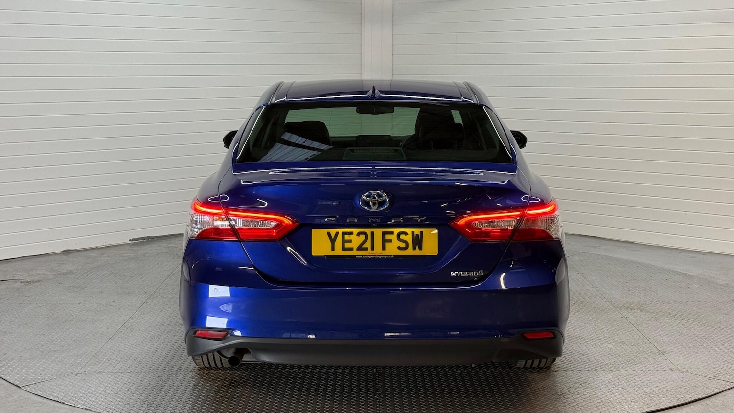 Used Toyota Camry 2021 for sale - 77015407: Photo 9