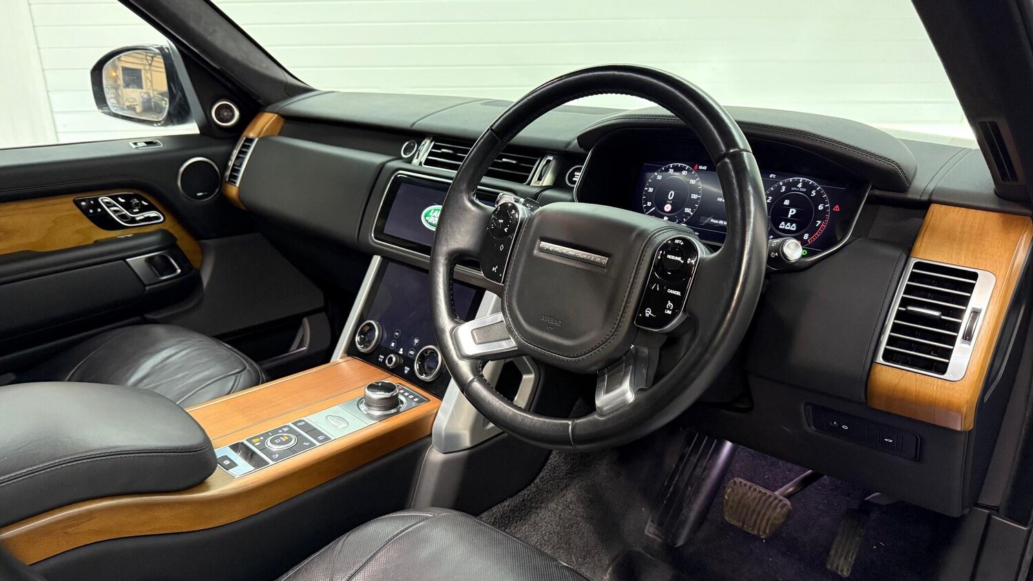 Used Land Rover Range Rover for sale - 77956940: Photo 25