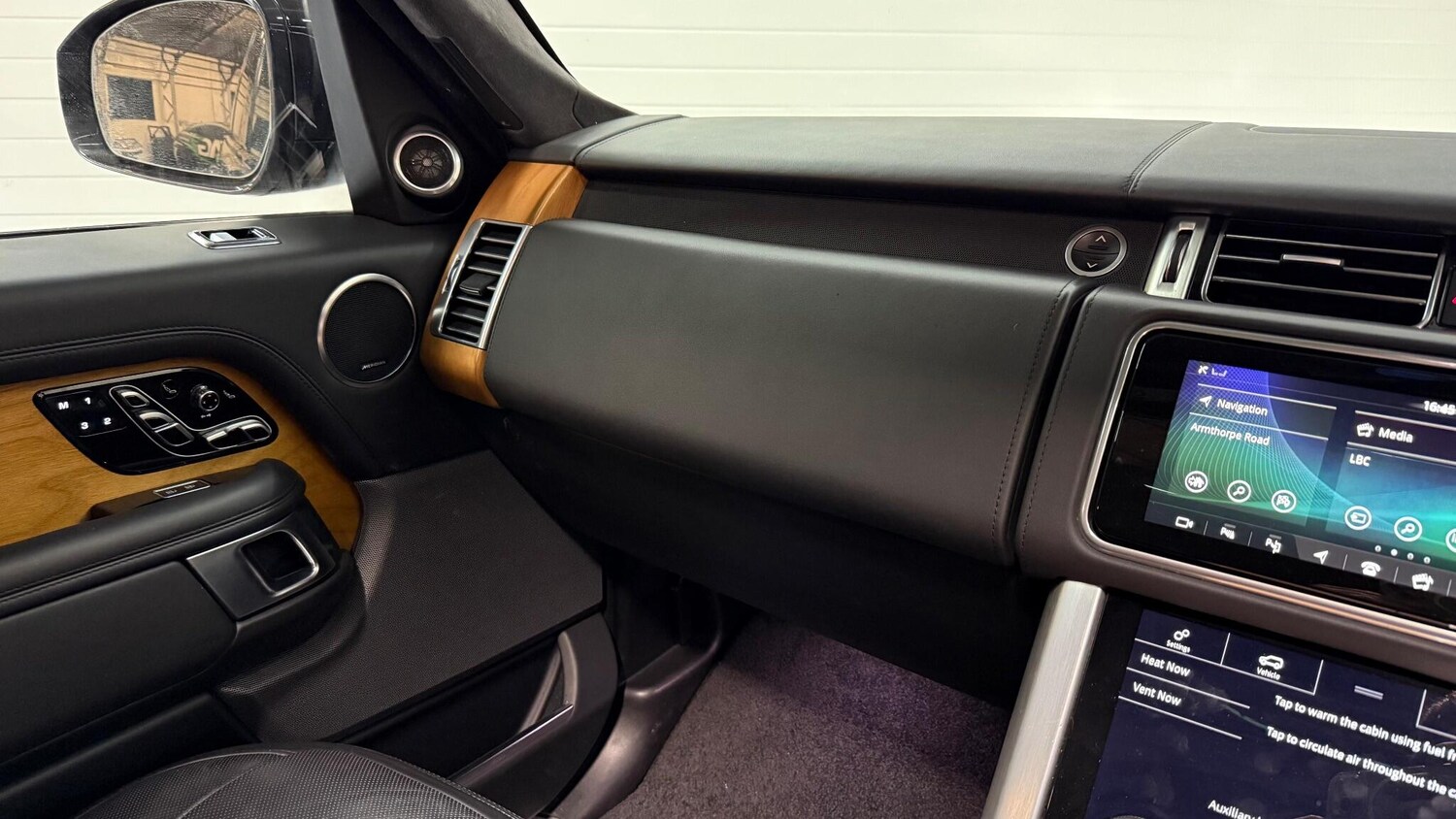 Used Land Rover Range Rover for sale - 77956940: Photo 42