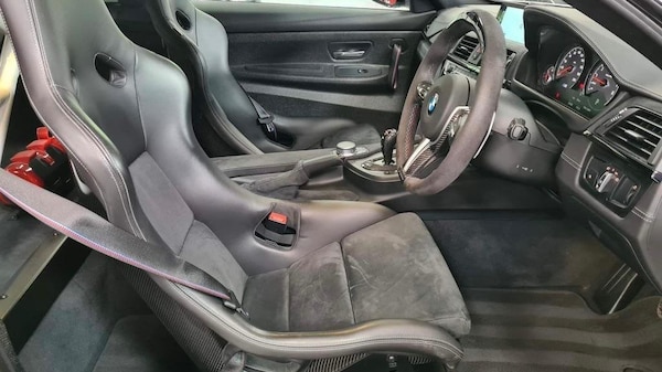 Used BMW M4 for sale - 74187071: Photo 2
