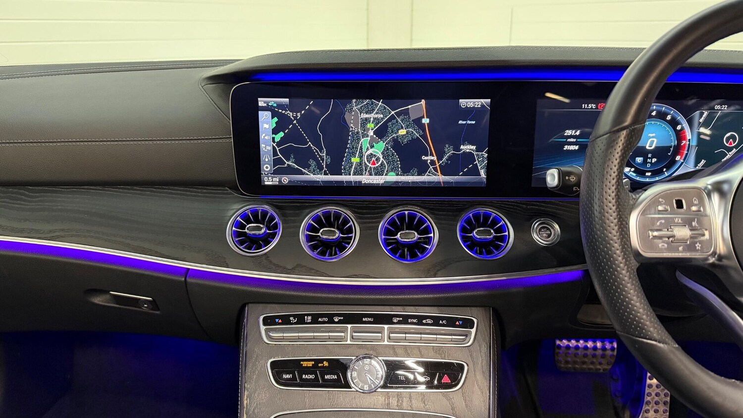 Used Mercedes-Benz E Class for sale - 77657529: Photo 31