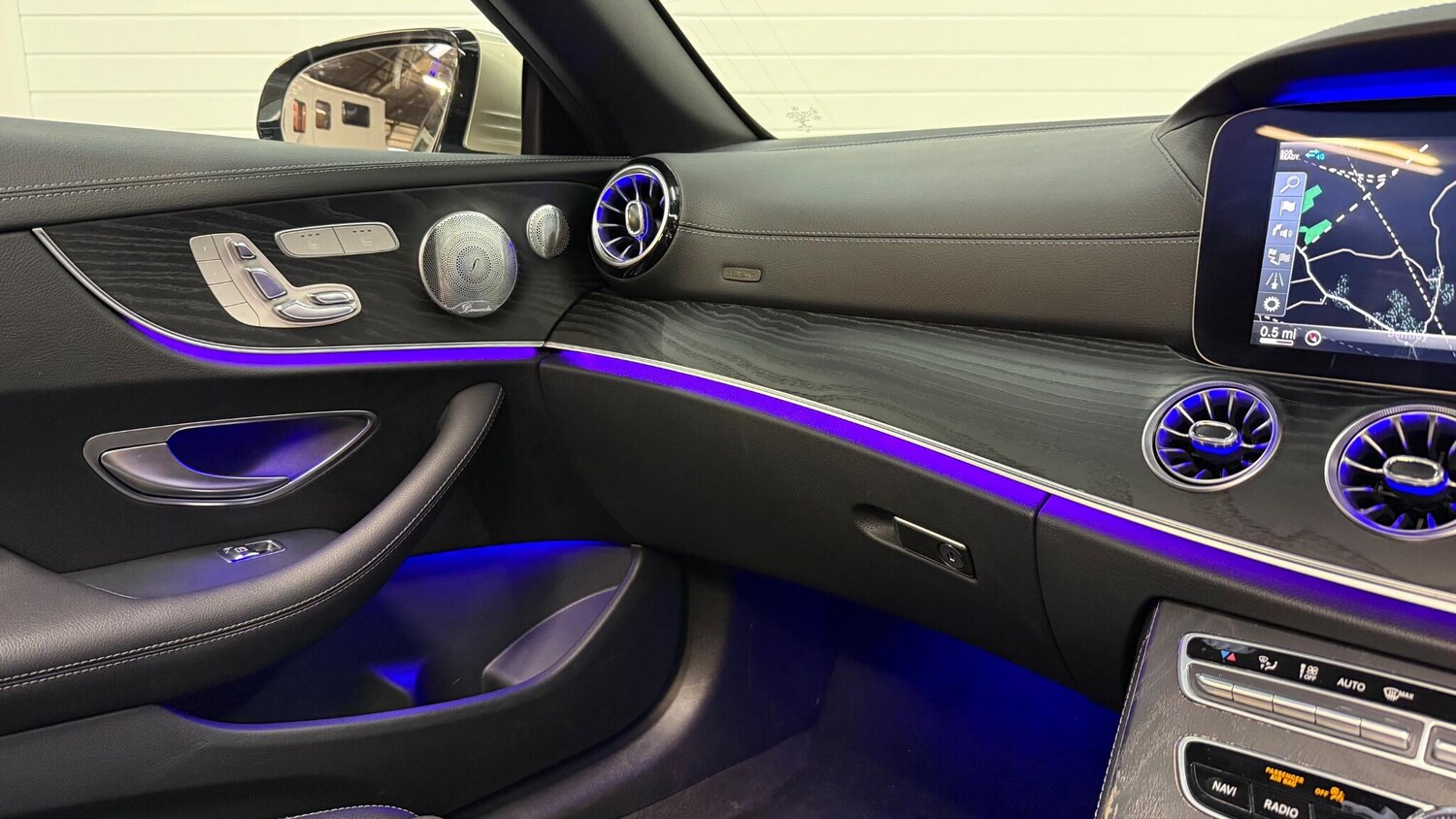 Used Mercedes-Benz E Class for sale - 77657529: Photo 32