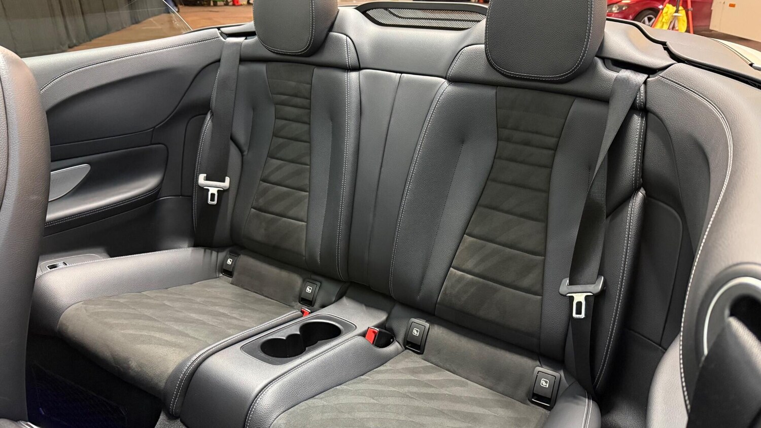 Used Mercedes-Benz E Class for sale - 77657529: Photo 40