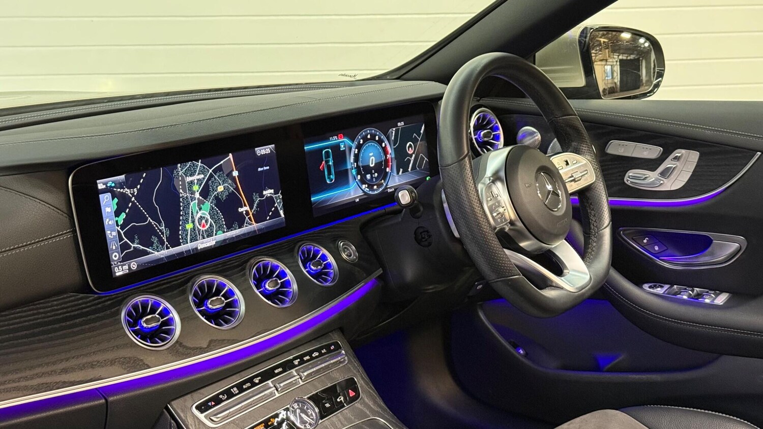 Used Mercedes-Benz E Class for sale - 77657529: Photo 48