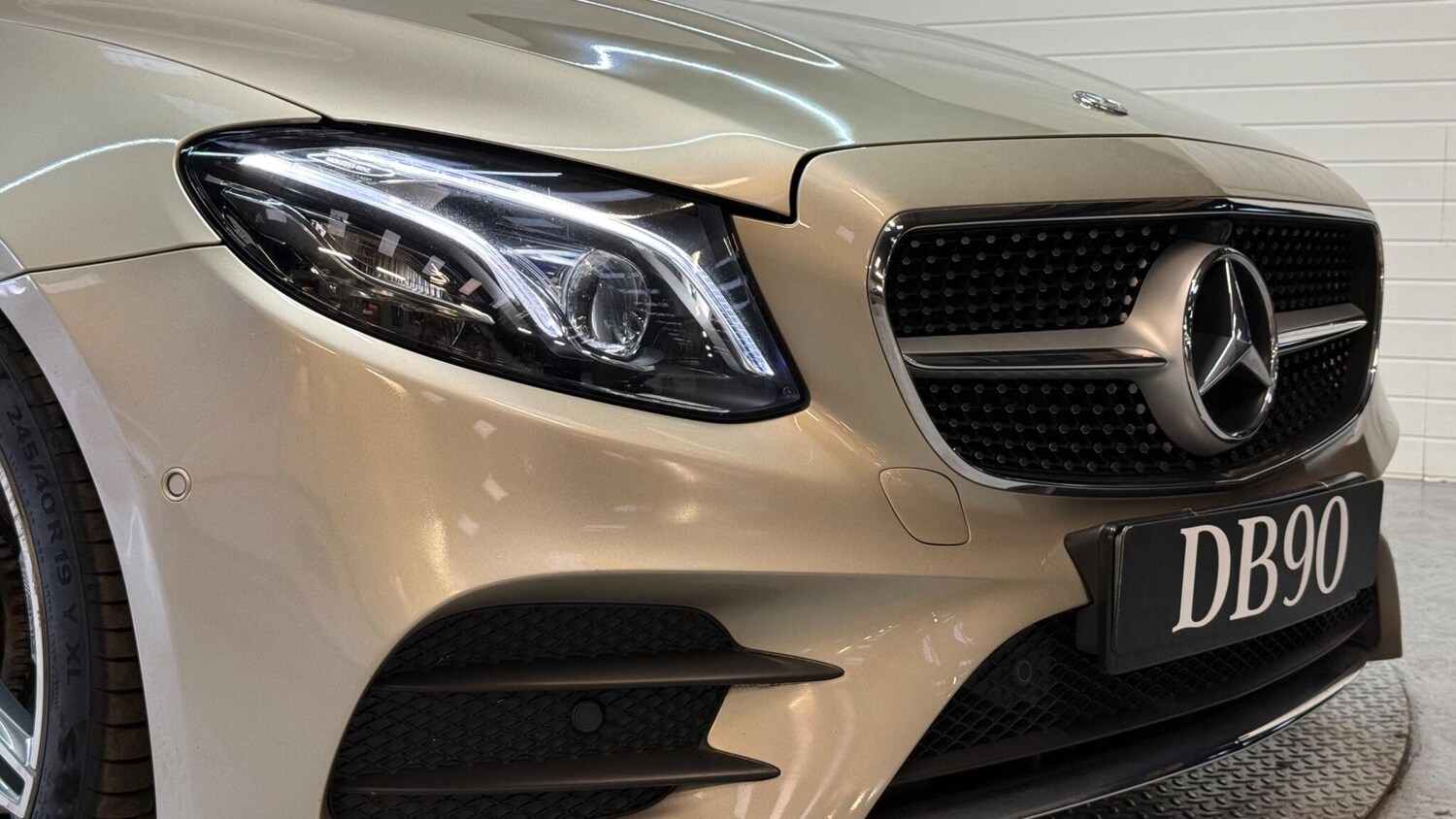 Used Mercedes-Benz E Class for sale - 77657529: Photo 51