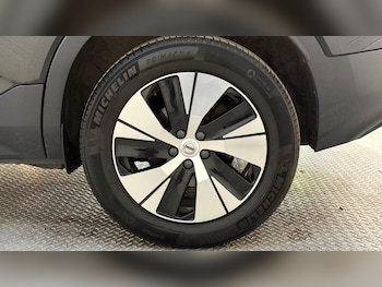 Used Volvo XC40 2023 for sale - 79324727: Photo