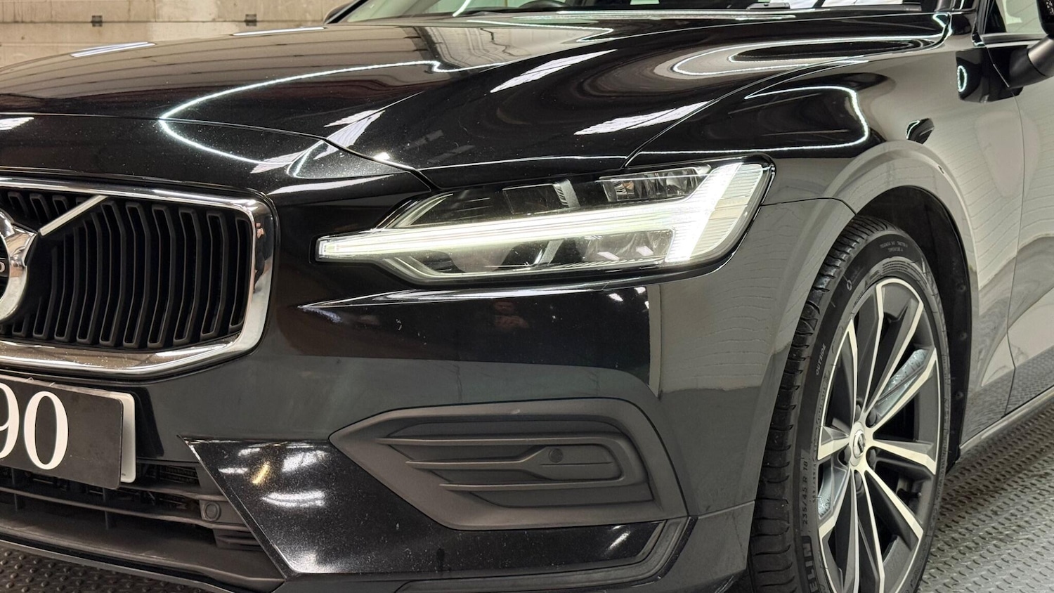 Used Volvo V60 2021 for sale - 77611466: Photo 16