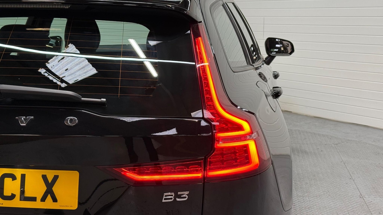 Used Volvo V60 2021 for sale - 77611466: Photo 23