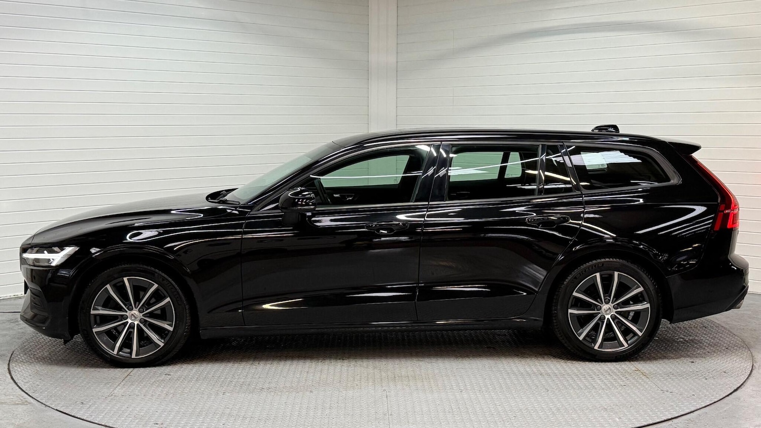 Used Volvo V60 2021 for sale - 77611466: Photo 7