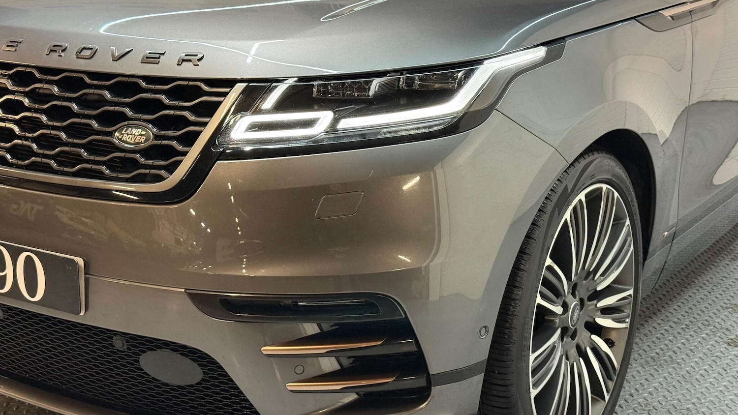 Used Land Rover Range Rover Velar 2019 for sale - 76989109: Photo 14