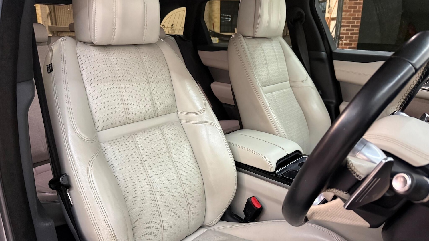 Used Land Rover Range Rover Velar 2019 for sale - 76989109: Photo 28