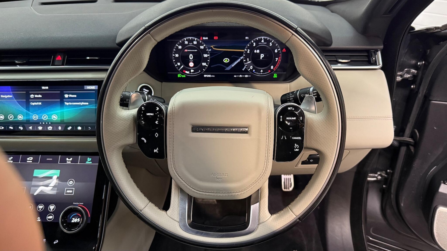 Used Land Rover Range Rover Velar 2019 for sale - 76989109: Photo 31