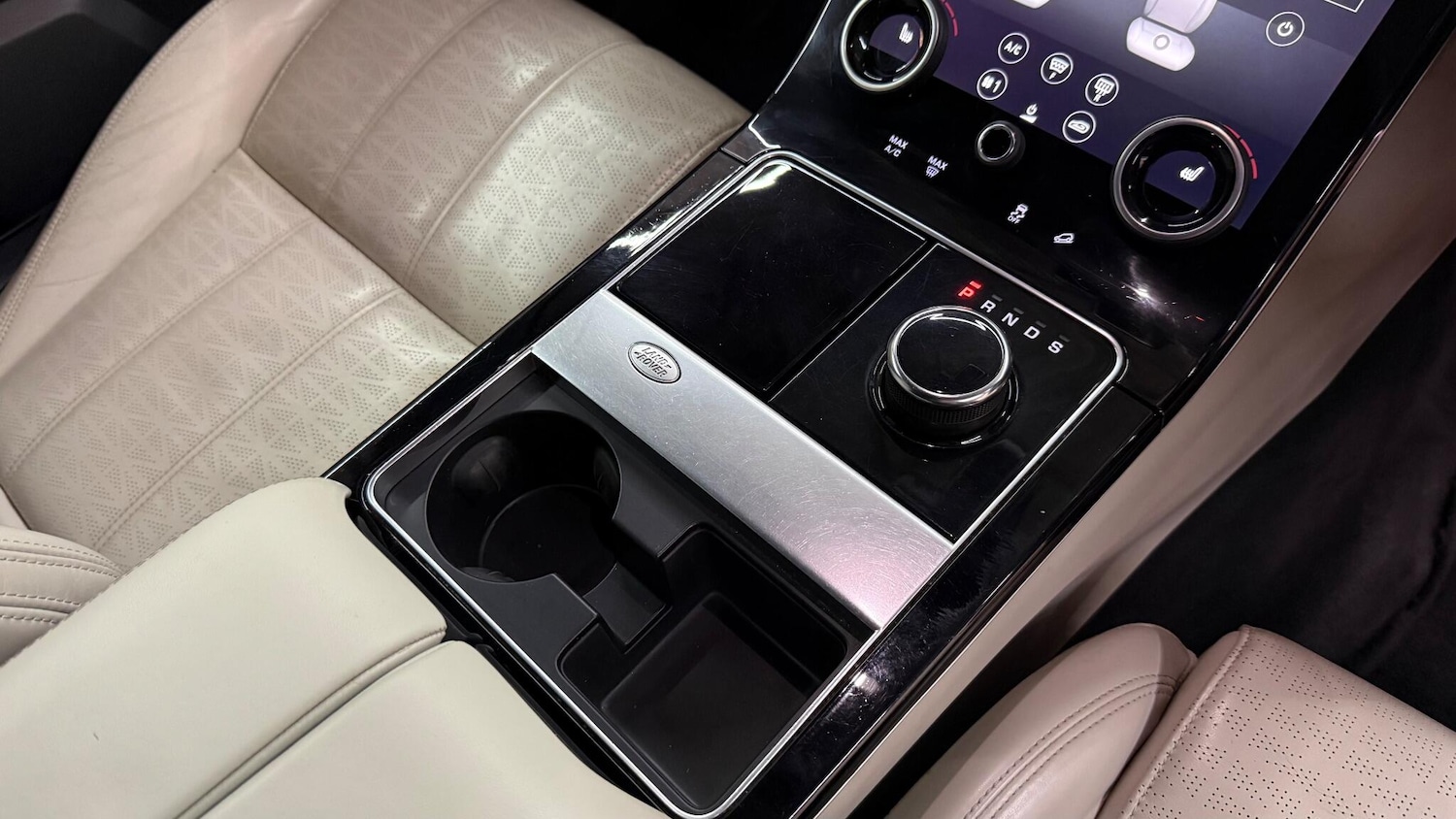 Used Land Rover Range Rover Velar 2019 for sale - 76989109: Photo 39