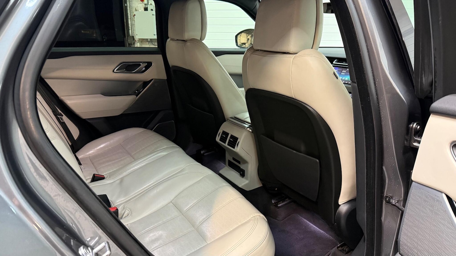 Used Land Rover Range Rover Velar 2019 for sale - 76989109: Photo 43