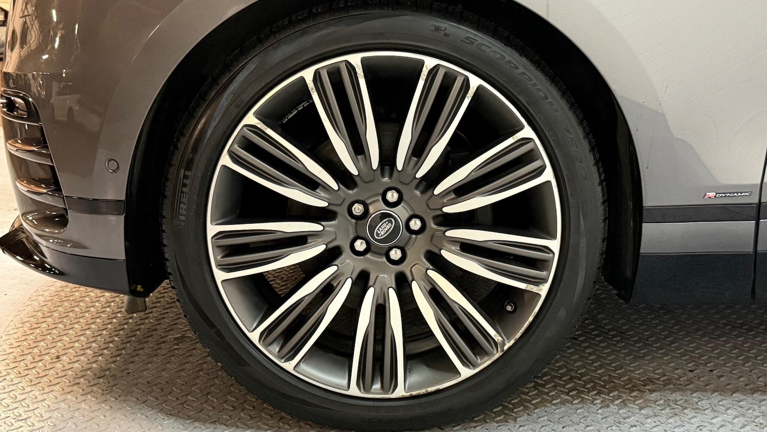 Used Land Rover Range Rover Velar 2019 for sale - 76989109: Photo 57