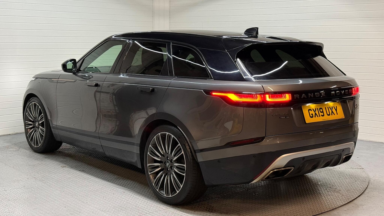 Used Land Rover Range Rover Velar 2019 for sale - 76989109: Photo 7