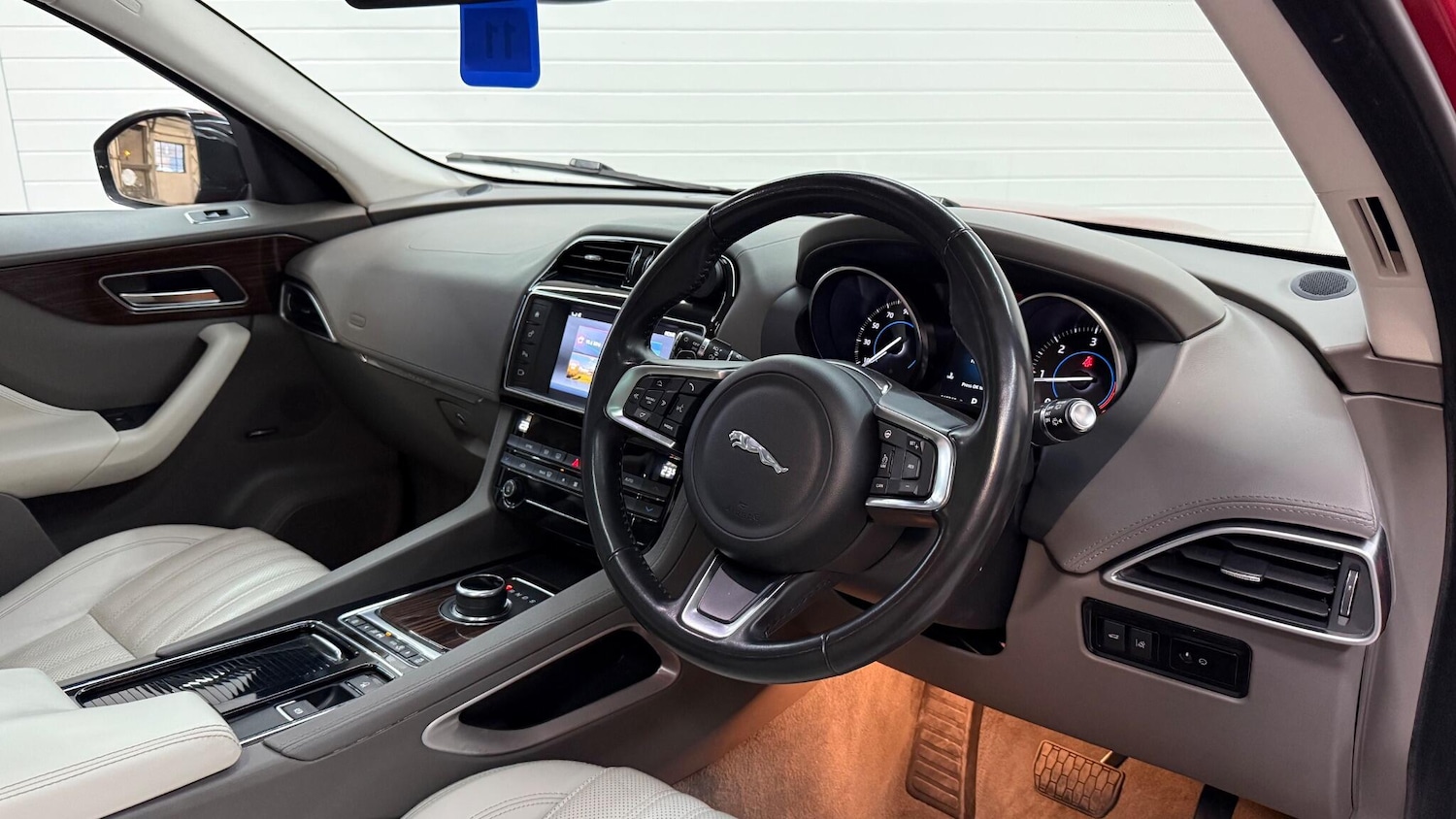 Used Jaguar F-Pace 2018 for sale - 76370353: Photo 22