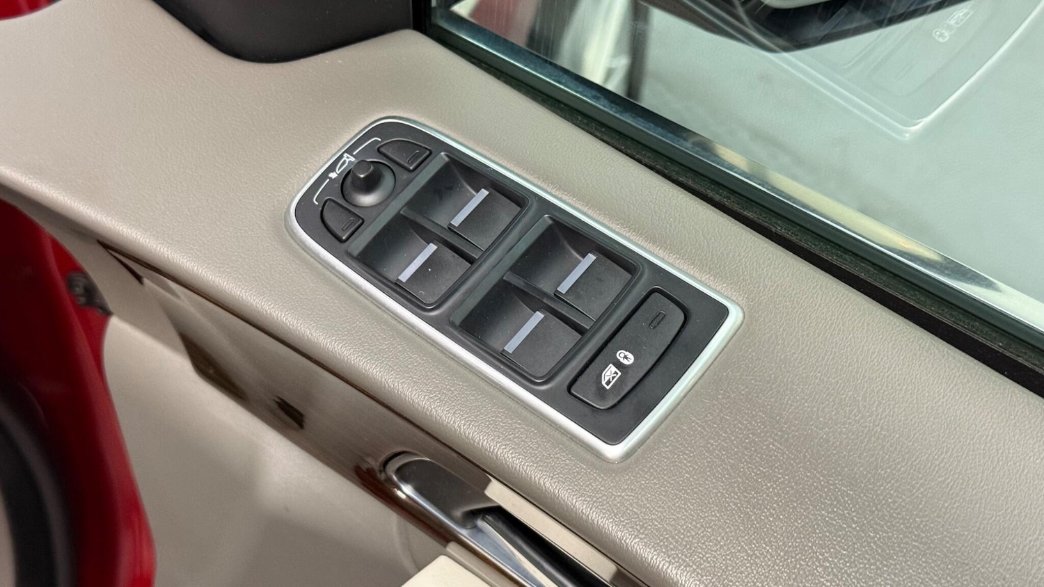 Used Jaguar F-Pace 2018 for sale - 76370353: Photo 26