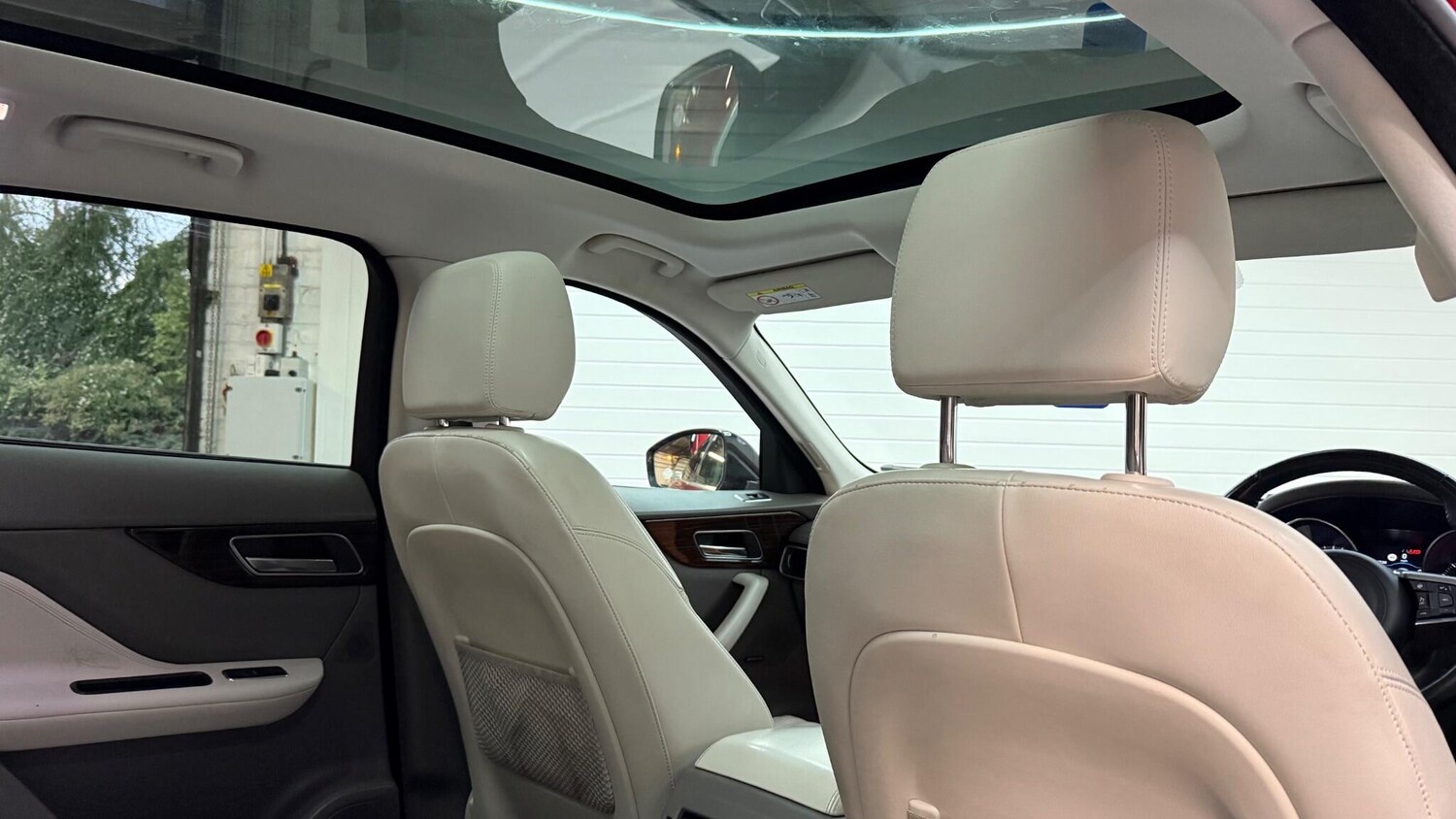 Used Jaguar F-Pace 2018 for sale - 76370353: Photo 47