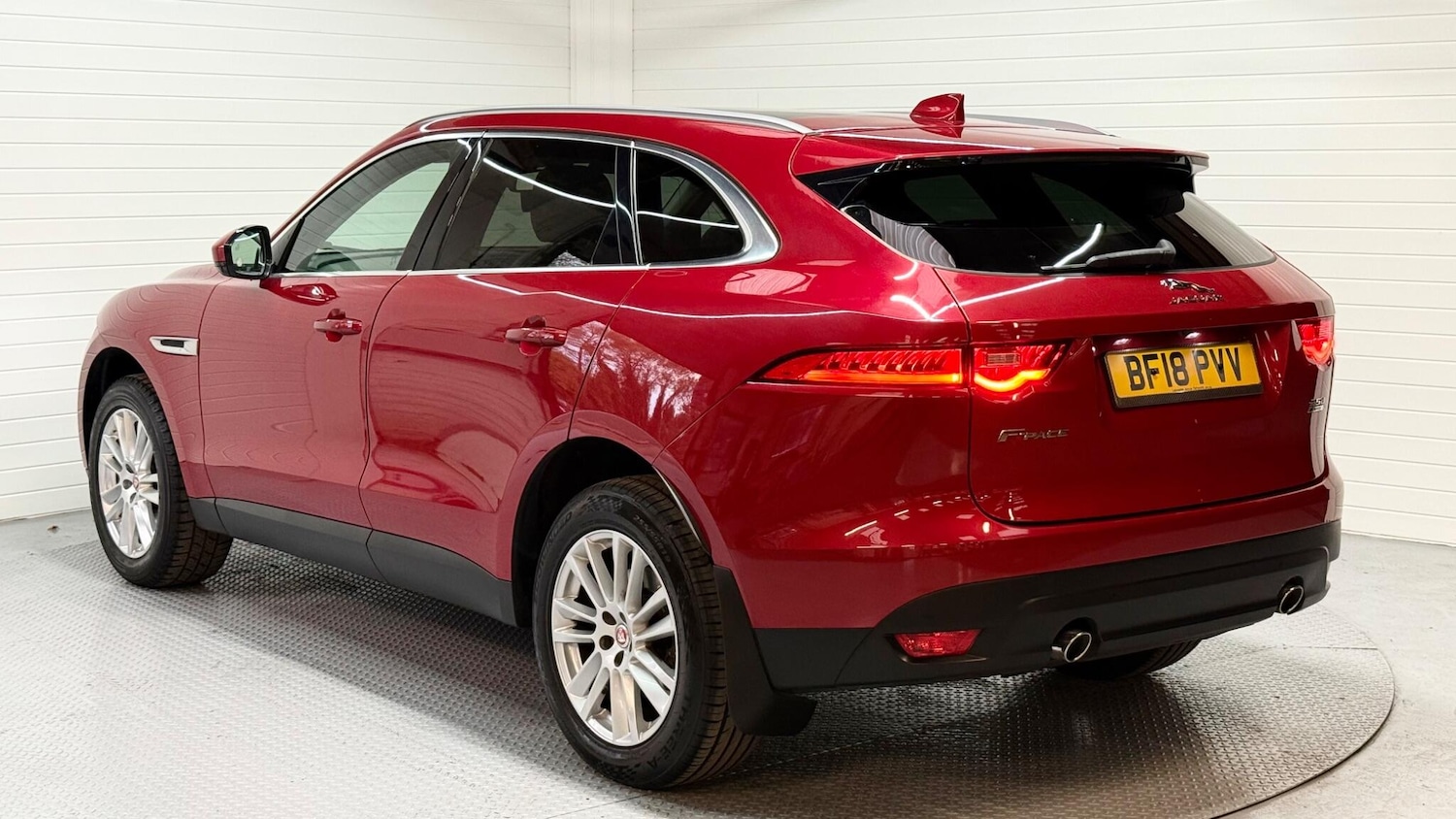 Used Jaguar F-Pace 2018 for sale - 76370353: Photo 5