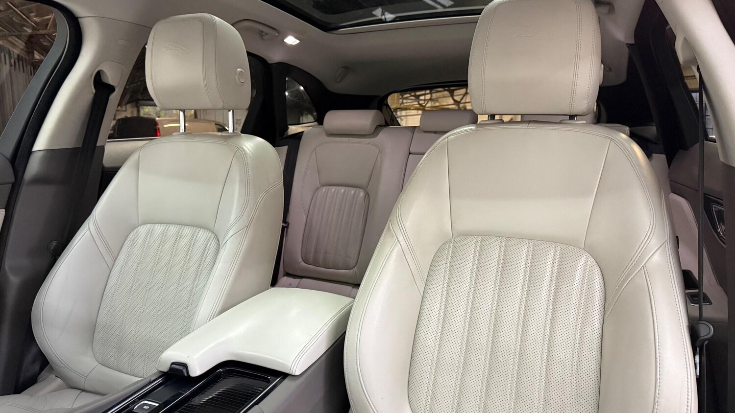 Used Jaguar F-Pace 2018 for sale - 76370353: Photo 58