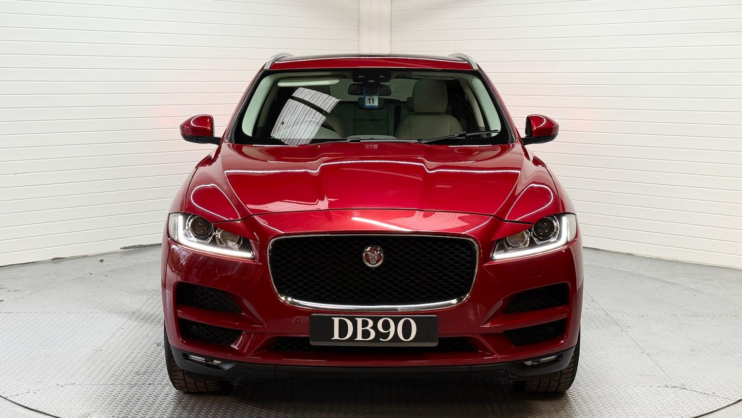 Used Jaguar F-Pace 2018 for sale - 76370353: Photo 6