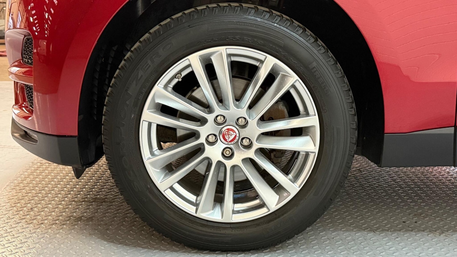 Used Jaguar F-Pace 2018 for sale - 76370353: Photo 62