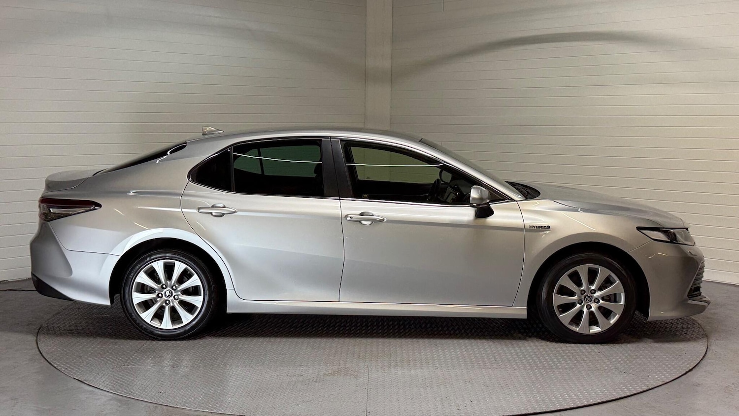 Used Toyota Camry 2021 for sale - 76964510: Photo 11