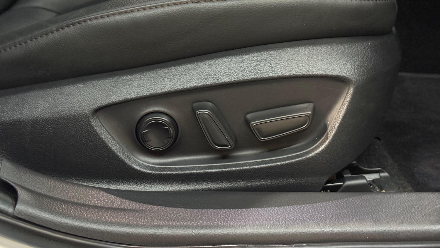 Used Toyota Camry 2021 for sale - 76964510: Photo 24