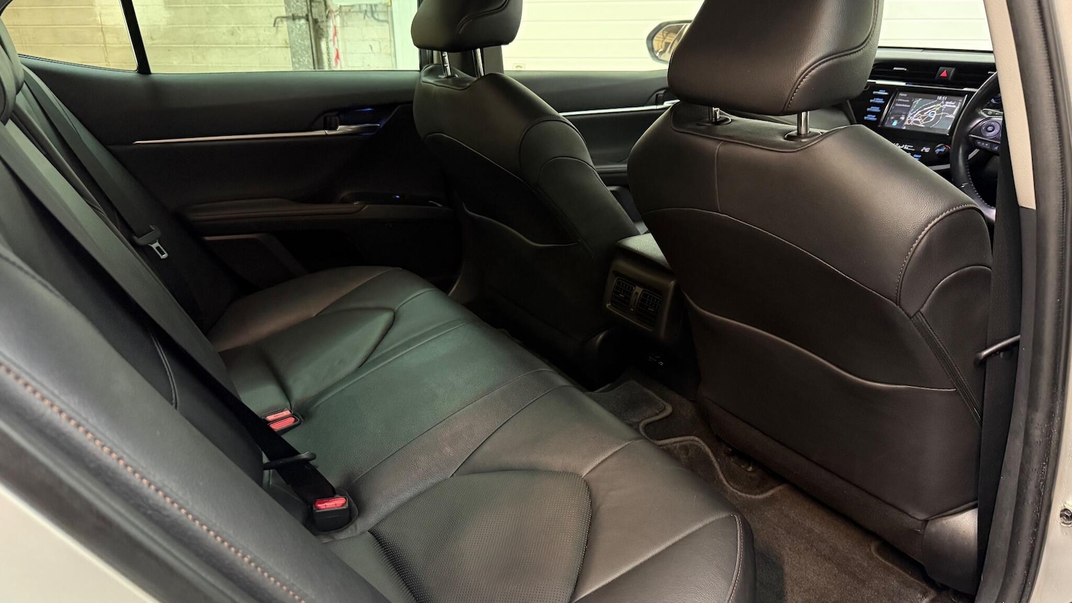 Used Toyota Camry 2021 for sale - 76964510: Photo 36