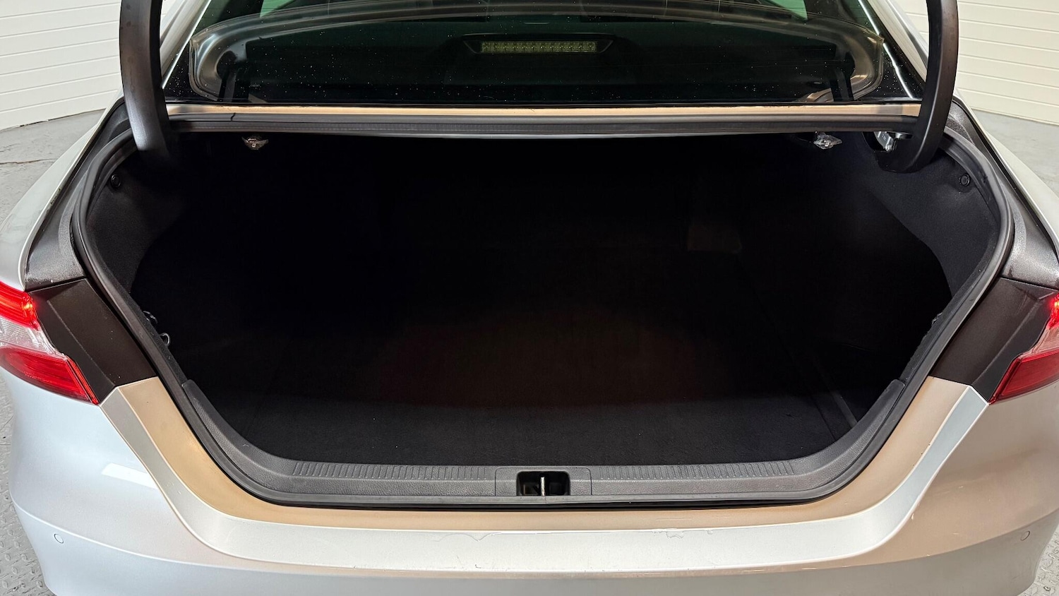 Used Toyota Camry 2021 for sale - 76964510: Photo 38