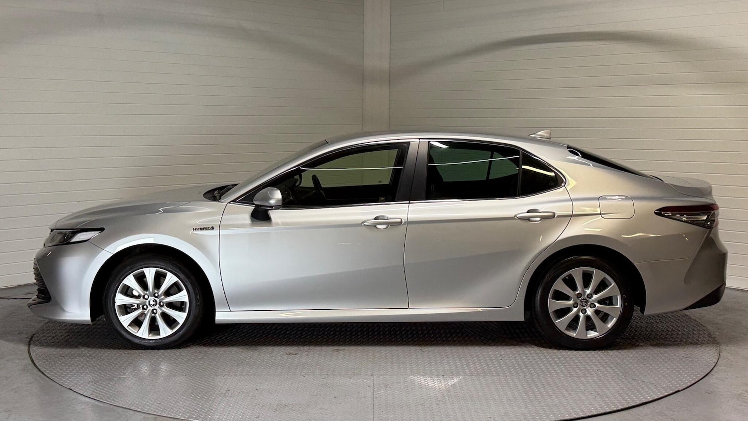 Used Toyota Camry 2021 for sale - 76964510: Photo 6