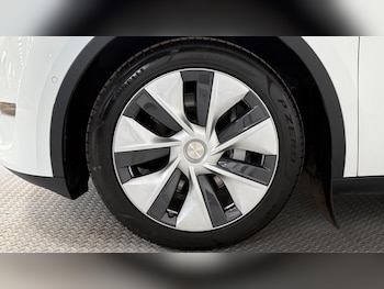 Used Tesla Model Y 2022 for sale - 78471211: Photo
