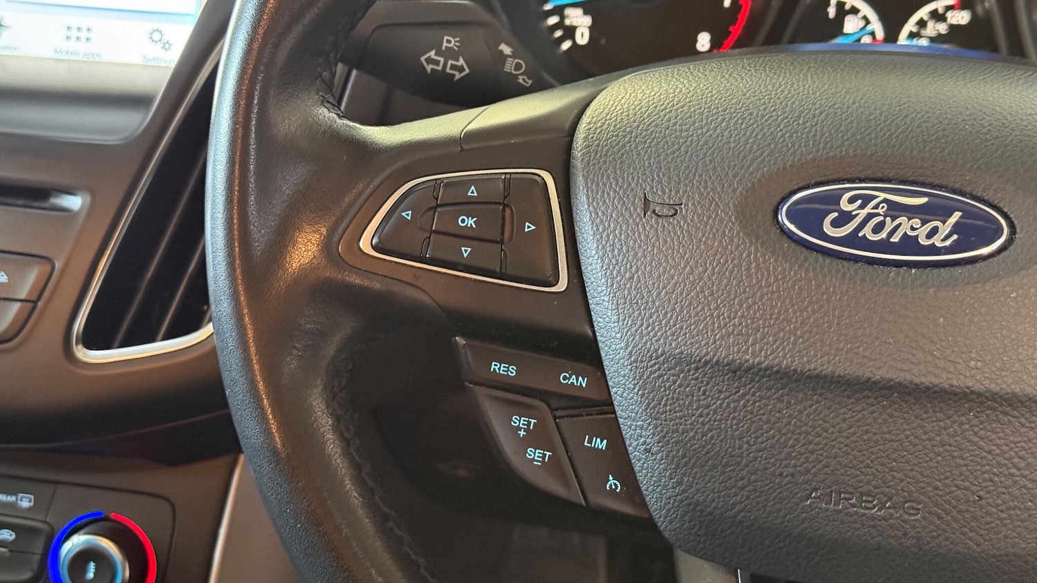 Used Ford Focus 2017 for sale - 78086760: Photo 28