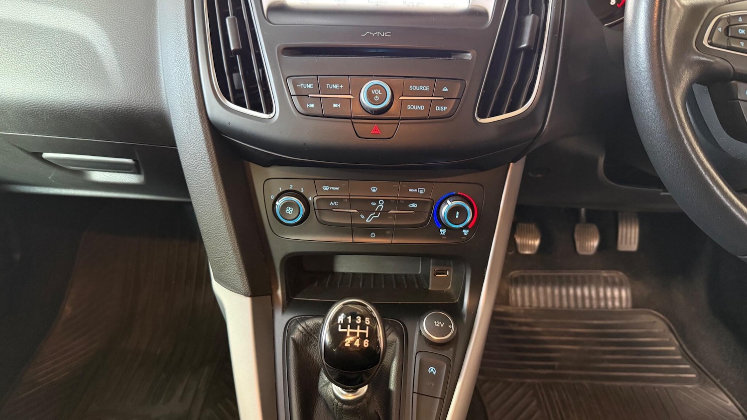 Used Ford Focus 2017 for sale - 78086760: Photo 32