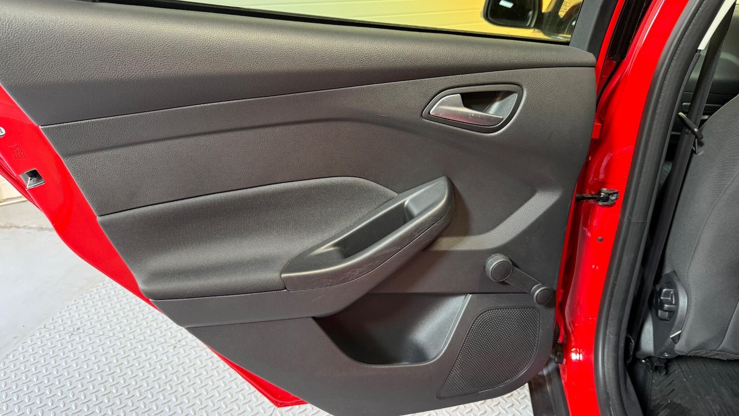 Used Ford Focus 2017 for sale - 78086760: Photo 40