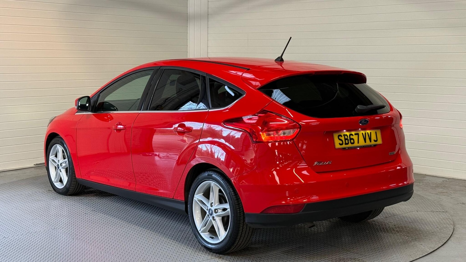 Used Ford Focus 2017 for sale - 78086760: Photo 8